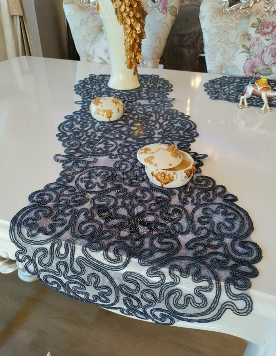 Table Runner N11