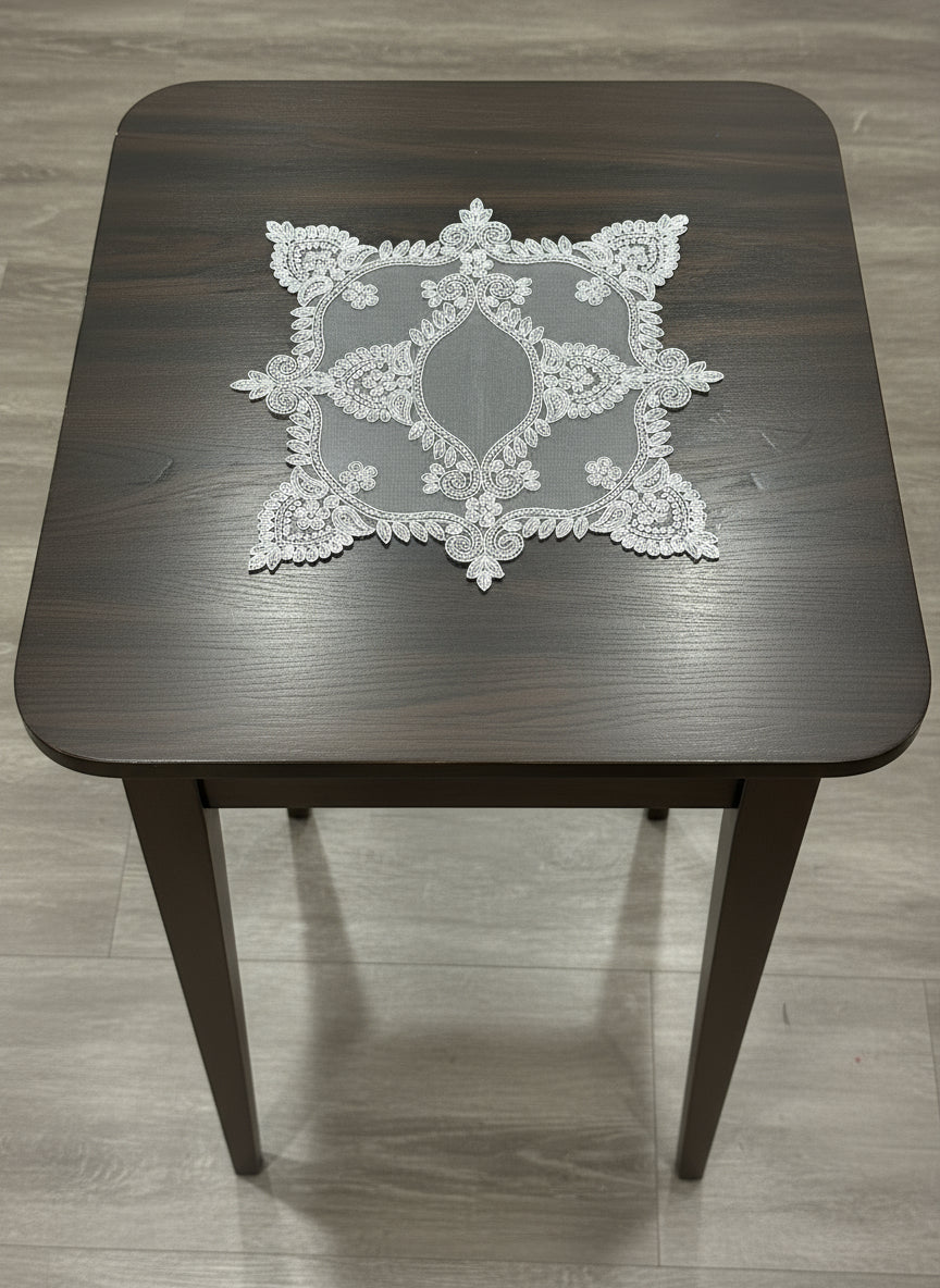 Table Runner N17