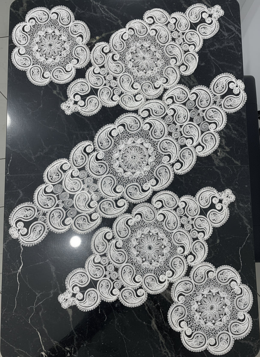 Table Runner N12