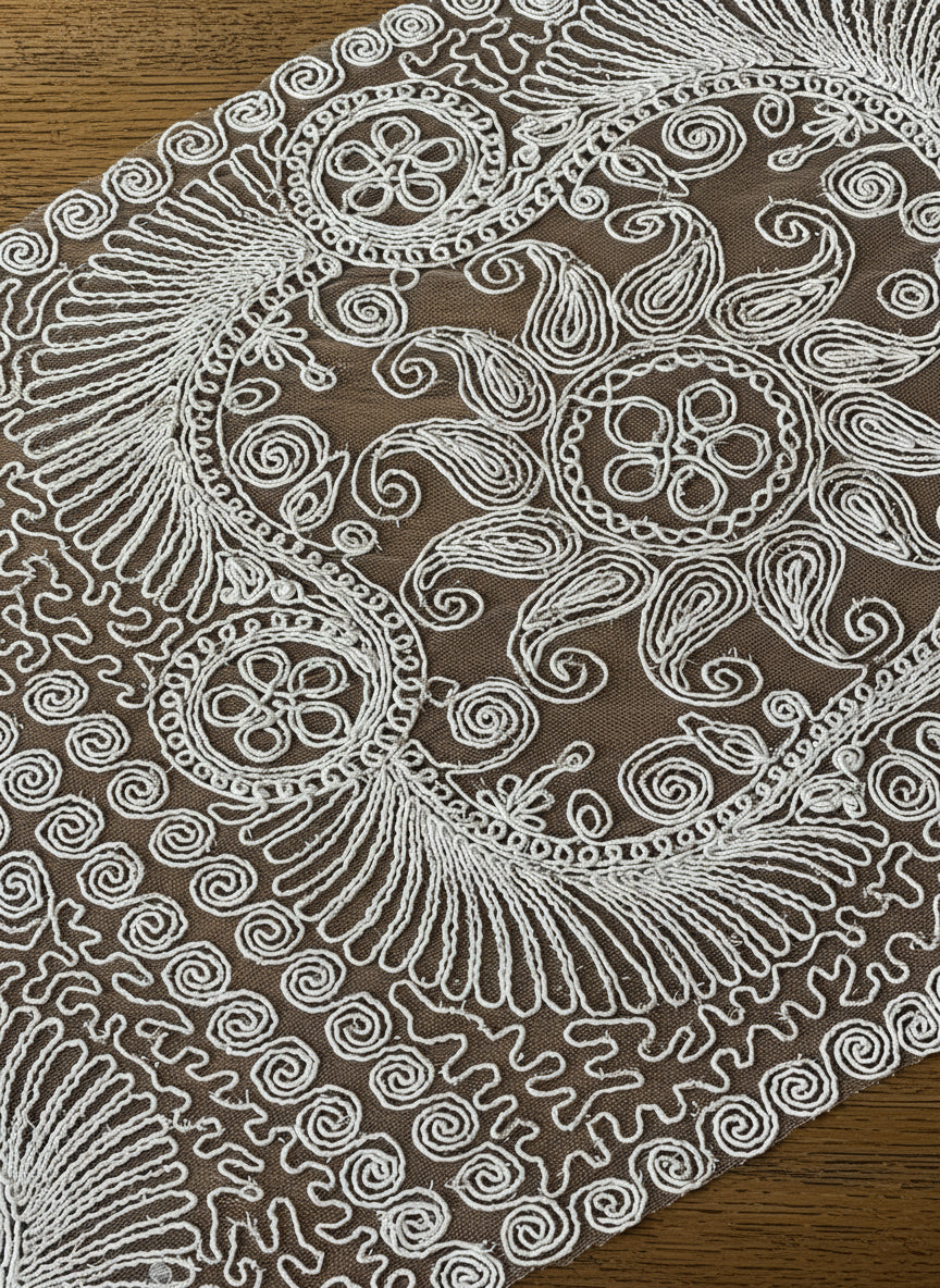 Table Runner N10