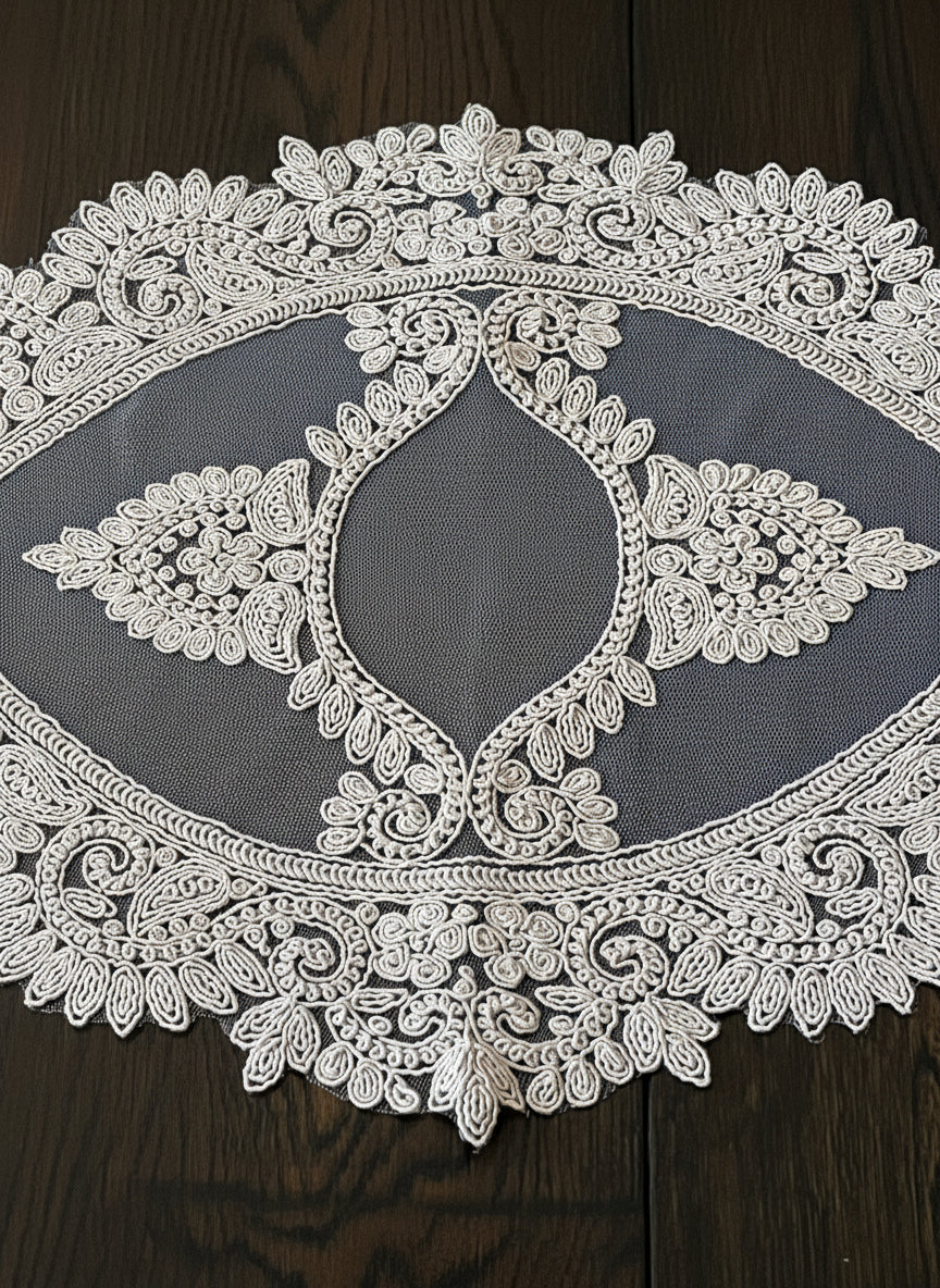 Table Runner N17